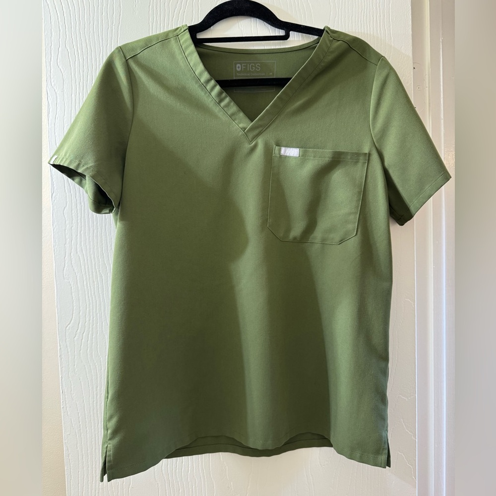 Figs Women's Green Scrub set